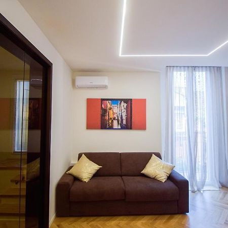Sibilla Suite Apartment - Via Piella 14 Болонья Екстер'єр фото