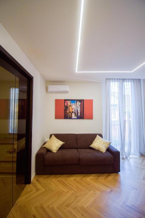 Sibilla Suite Apartment - Via Piella 14 Болонья Екстер'єр фото